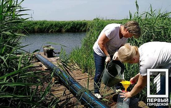 В Кривом Роге экологи отобрали пробы воды из реки Саксагань в трёх районах города