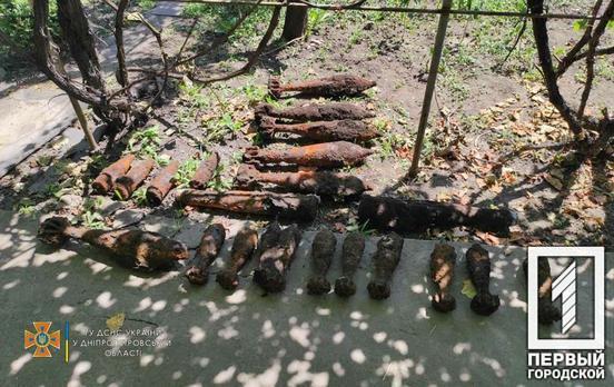 У Кривому Розі на території одного будинку знайшли 50 снарядів часів Другої світової