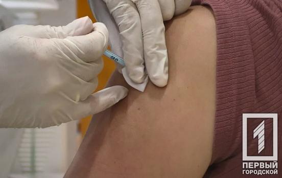В Украине рассматривают возможность бустерной вакцинации, - заявление Минздрава