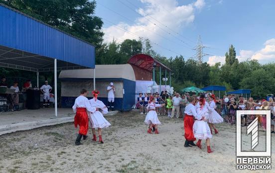 На пляже в Покровском районе Кривого Рога стартовал фестиваль для всей семьи Urban Family Fest