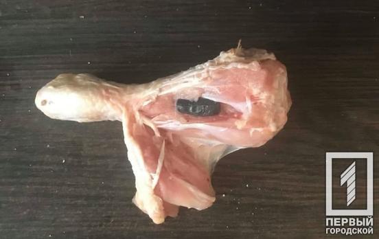 Курица с метадоном: в исправительную колонию Кривого Рога пытались передать наркотики в птичьем бедре