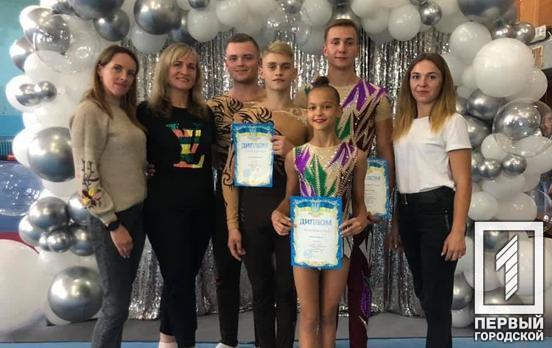 Вихованці спортивної школи Кривого Рогу посіли чотири призових місця на Всеукраїнських змаганнях зі спортивної акробатики