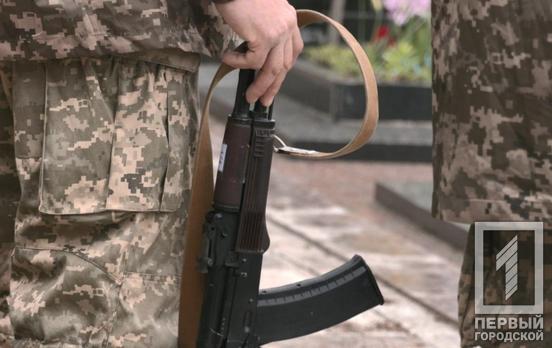 В Україні жінки, чиї спеціальності підпадають під перелік військовозобов'язаних, мають до 1 жовтня стати на облік