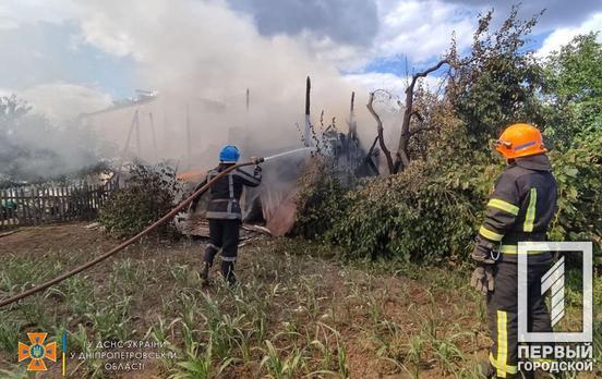 Гараж, баня и сеновал: за сутки в Криворожском районе тушили пожары