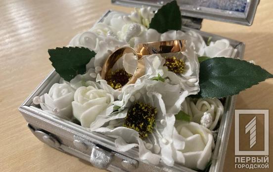 Дніпропетровщина серед лідерів з реєстрації шлюбів: вперше за сім років в Україні зафіксовано весільний бум
