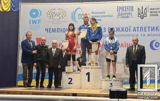 Срібну медаль здобула криворізька спортсмена на Чемпіонаті України з важкої атлетики