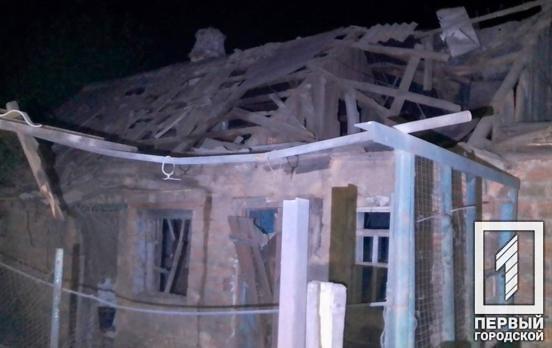 Россияне ночью пять раз обстреляли Никопольщину: раненый местный житель