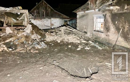 Около 30 вражеских снарядов ударили ночью по громадам Днепропетровской области