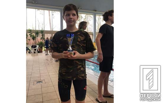Три срібла й одну бронзу здобув юний плавець з Кривого Рогу на Міжнародних змаганнях в Німеччині