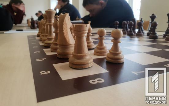 Команда шахматистов из Кривого Рога завоевала первенство на отборочном онлайн-турнире Детской шахматной лиги