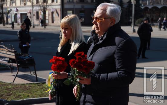 В Кривом Роге почтили память Тараса Шевченко по случаю 209-й годовщины со дня его рождения