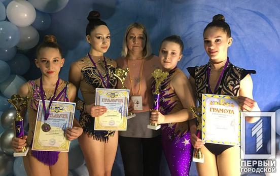 Воспитанницы криворожской ДЮСШ №5 завоевали почти 30 наград на открытом первенстве Александрии