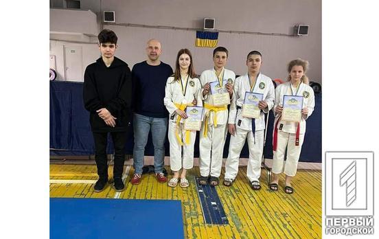 Девять спортсменов из Кривого Рога стали призерами областного Чемпионата по рукопашному бою