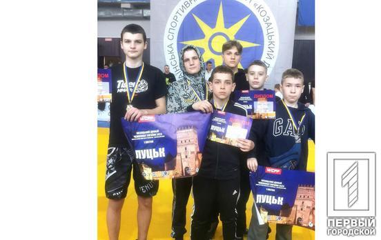 Криворожские спортсмены торжествовали на Чемпионате Украины по казацкому поединку