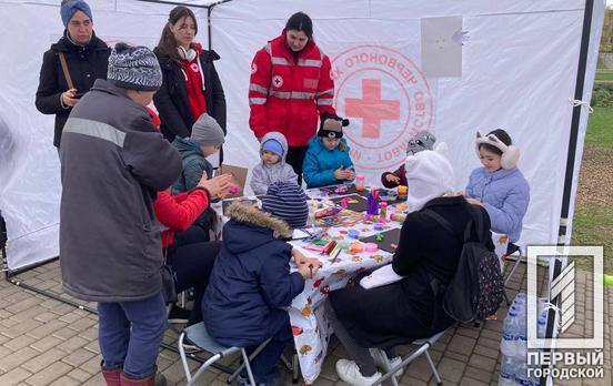 До свого 105-річчя в Україні Червоний Хрест провів у центрі Кривого Рогу цікавий та корисний захід