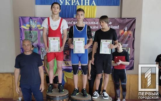 Криворізькі важкоатлети змагалися за першість на чемпіонаті міста