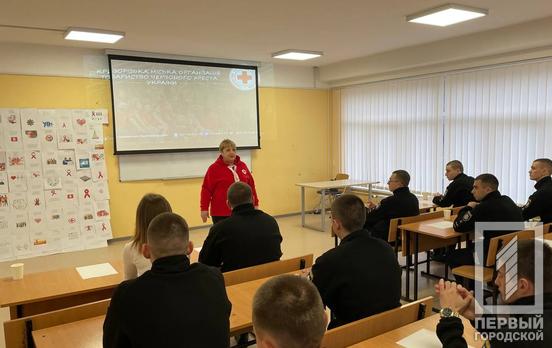 Життя – найцінніше, що є у нас: у Кривому Розі курсанти ДонДУВС долучилися до флешмобу з нагоди Дня боротьби з СНІДом та толерантності з ВІЛ-позитивними людьми