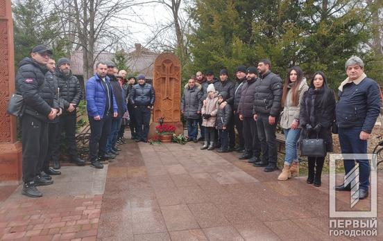 Десятки знищених сіл та стерті з лиця землі міста: у Кривому Розі вшанували пам'ять жертв землетрусу у Вірменії, що стався 35 років тому
