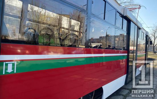 Термінова заміна аварійних рейок: у Кривому Розі 7 лютого тимчасово призупинять рух трамваїв на певному проміжку