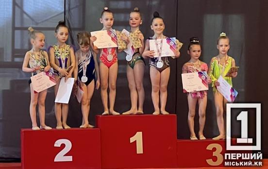 Повелительницы грации: криворожские гимнастки завоевали ряд наград на турнире «Хрустальные булавы»