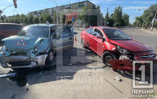 Еще без прав, но уже попала в ДТП: на Виталия Матусевича Hyundai врезался в учебное авто