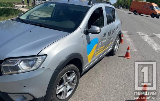 Різкий маневр та хороша вдача: на Миколи Світальського зіткнулися два автомобілі таксі