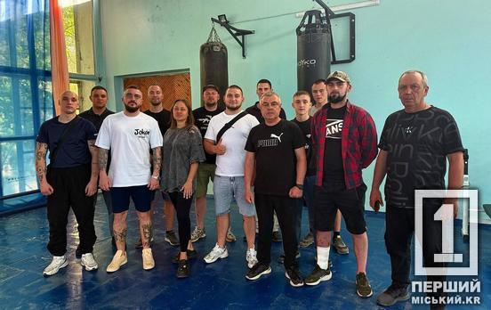 Нова кузня майбутніх чемпіонів: фанати боксу з Тернівського району зможуть відвідувати СК «Отамани»