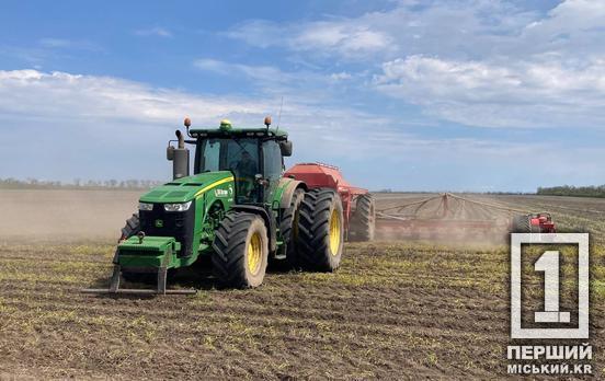 Слюсарі, водії, швачки, трактористи: українські роботодавці назвали найбільш потрібні професії зараз