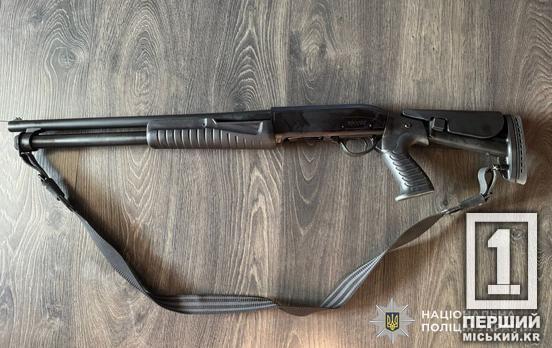 Більше півмільйона набоїв та купа різних засобів ураження: скільки мешканців Дніпропетровщини задекларували у поліції зброю
