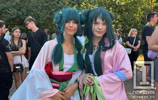 Яскраві образи та японські гості: криворізькі фанати аніме, косплею та K-pop запалювали на щорічному фестивалі