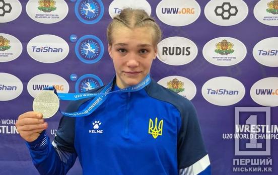 Срібло – наше: Анастасія Польська з Кривого Рогу підкорила ЧС з вільної боротьби