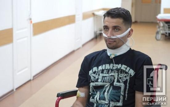 Покинули в ямі з закатованими побратимами та перерізаним горлом: історія воїна який дивом пережив російський полон та нині лікується на Дніпропетровщині