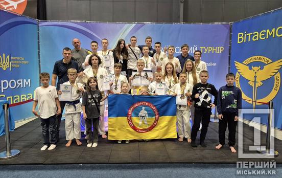 Имеют настоящий чемпионский дух: юные рукопашники из Кривого Рога завоевали 17 медалей на всеукраинском турнире