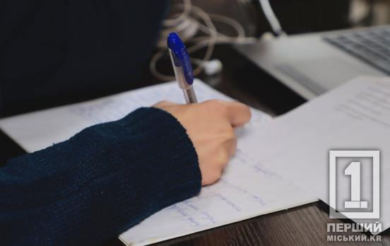 В уряді пропонують скасувати статус захисту російської мови: у перелік додадуть чеську та іврит