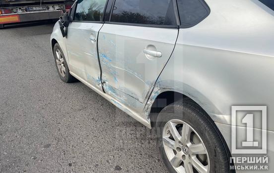 Наважився на ризикований маневр: на Нікопольському шосе ДТП з Volkswagen та фурою