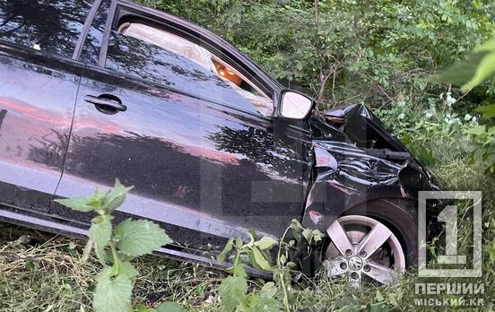 Розтрощені «передки» і 4 постраждалих: у районі Ставків була автотроща за участі Volkswagen та Skoda