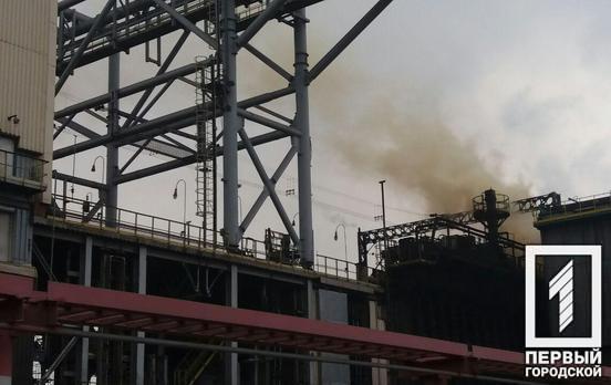 На «АрселорМиттал Кривой Рог» машинистка попала под конвеер