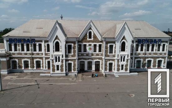 «Укрзалізниця» планирует реконструировать пешеходный мост на вокзале «Кривой Рог – Главный»