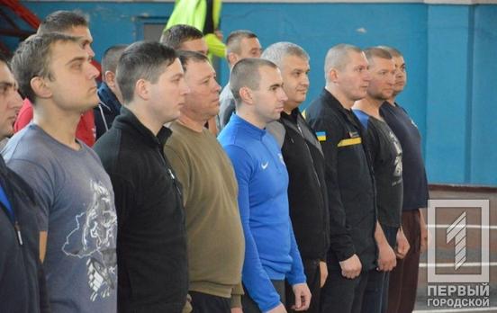 Спасатель из пожарной части под Кривым Рогом занял первое место на соревнованиях по гиревому спорту