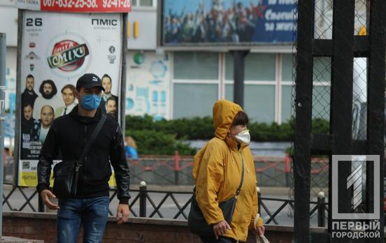 Почти тысяча заражённых за сутки: в Украине установили очередной антирекорд по COVID-19