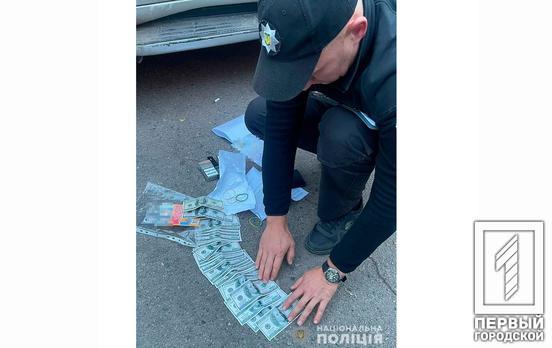 Поліцейські затримали мешканця Кривого Рогу, який розробив схему та наживався на незаконному перетині кордону