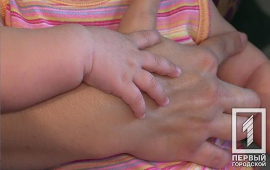 В Украине запустили флешмоб ко Дню матери в поддержку женщин, которые потеряли ребёнка