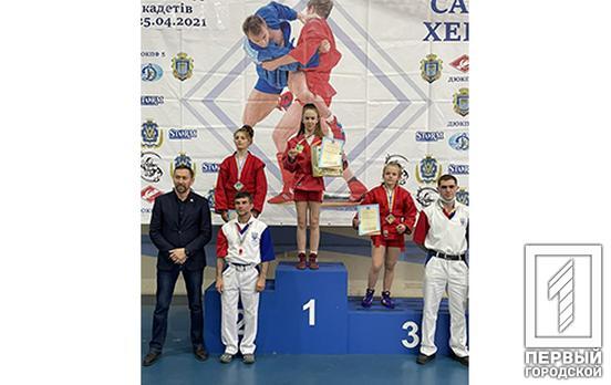Спортсменки из Кривого Рога завоевали «золото» и «бронзу» на Чемпионате Украины по самбо