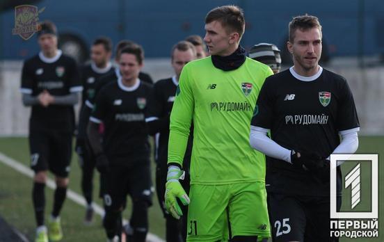 ФК «Горняк» из Кривого Рога на выезде проиграл петровскому «Ингульцу» со счётом 2:4